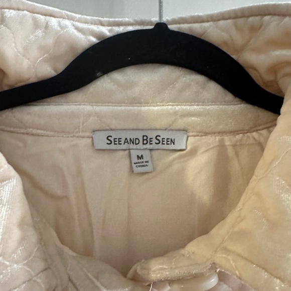 Elegant Cream Quilted Women's Puffer Jacket - Picture 3 of 4